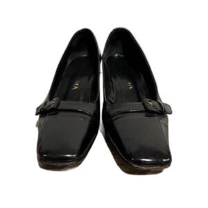 Paloma Barcelo Black Leather pumps size 6
